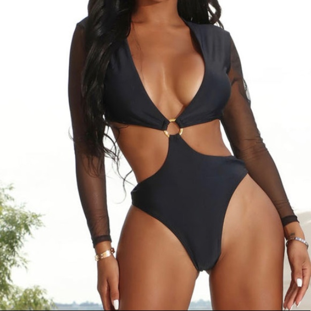 Fashion Nova One piece bikini black